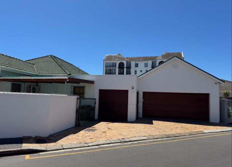 4 Bedroom Property for Sale in Strand Central Western Cape
